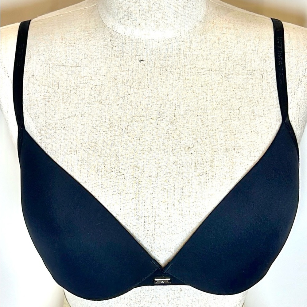 NWOT Elle Macpherson Intimates Push Up Bra